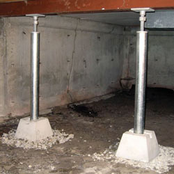 Installed crawl space jack post system in Saint Pauls